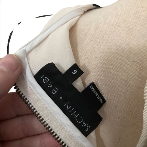 sachan + Babi size 6 top, sleeveless top, good condition w small blemish - Picture 4 of 4